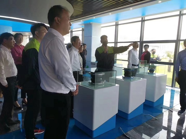 歡迎如東縣各級(jí)領(lǐng)導(dǎo)到我廠視察指導(dǎo)工作 歡迎如東縣各級(jí)領(lǐng)導(dǎo)到我廠視察指導(dǎo)工作