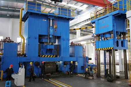 14500噸多向模鍛液壓機橡膠接頭 14500噸多向模鍛液壓機橡膠接頭