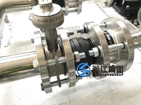 “中國在飛速的進步”無人值守變頻供水設(shè)備 “中國在飛速的進步”無人值守變頻供水設(shè)備